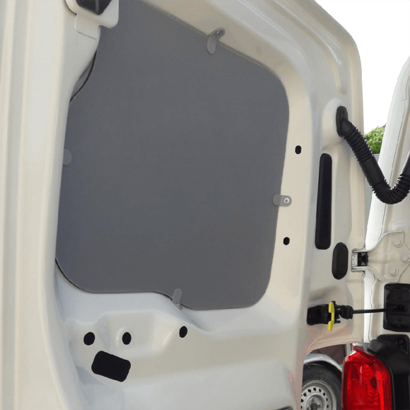 Holzverkleidung für Volkswagen T7 ab 2025 Doppelkabine ProCab - generisches Foto