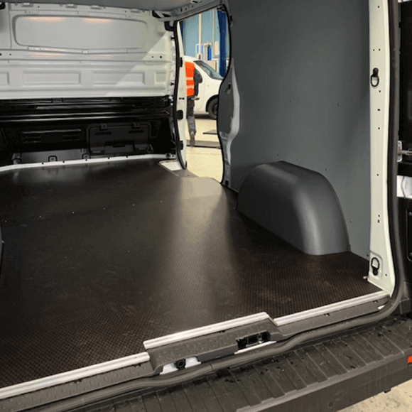 Komplettes Holz-Innenverkleidungsset für Renault Trafic 2014+ mit thermogeformtem PEHD-Radkastenschutz Komplettes Holz-Innenverkleidungsset für Renault Trafic 2014+ mit thermogeformtem PEHD-Radkastenschutz