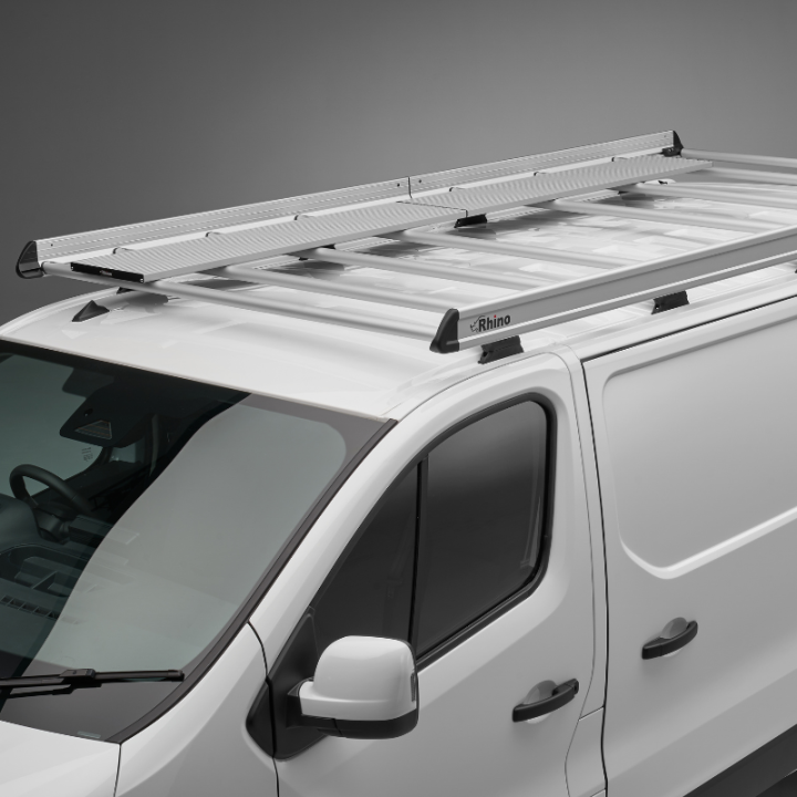 Grauer Rhino KammEdge Dachgepäckträger für Opel Vivaro 2014-2019