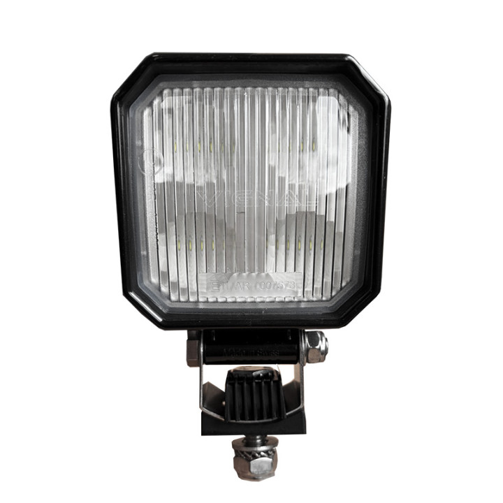 Quadratisches LED-Rückfahrlicht R23-zugelassen mit schwenkbarer Halterung