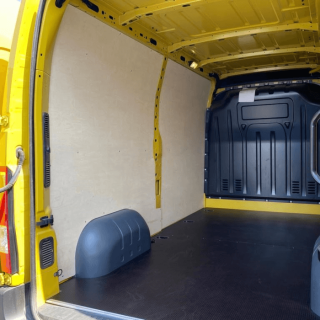 Holz-innenverkleidung Rohholz Seitenwände Volkswagen e-Transporter 2025+ – generisches Foto