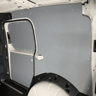 Polypro-Innenverkleidung für die Seitenwände des Nissan Townstar EV ab 2022 – Beispielfoto