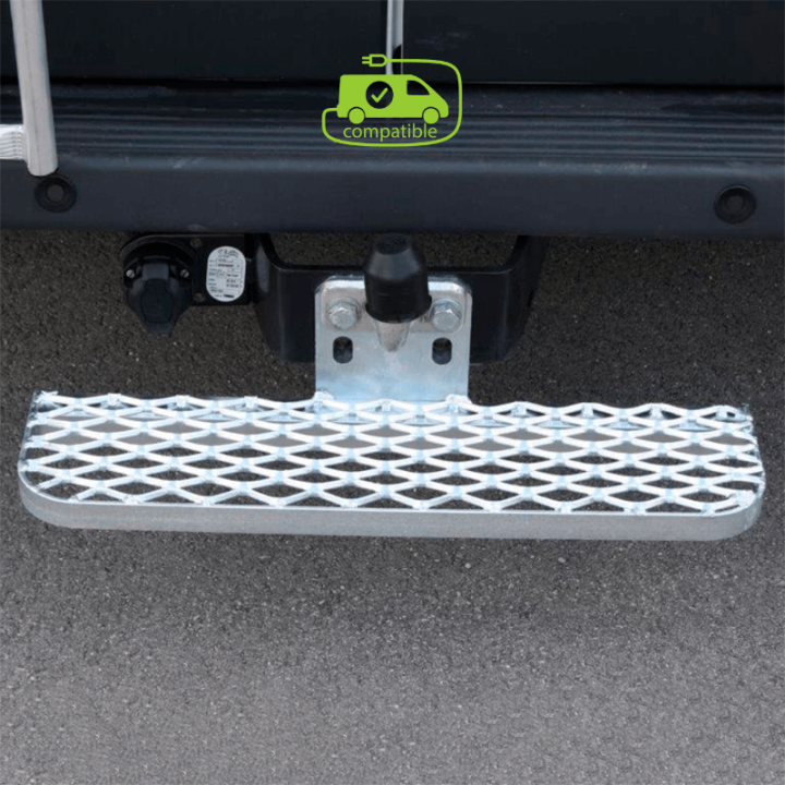 Feste Trittstufe für Nutzfahrzeuge mit Anhängerkupplung - 660 x 160mm