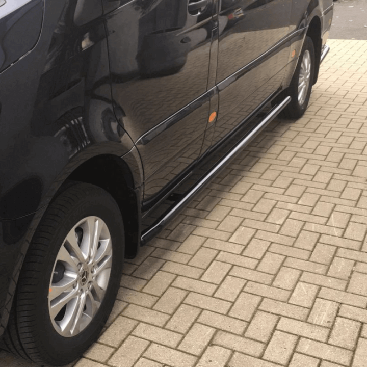 Seitliche Schutzstangen Toyota Proace 2016+ schwarz