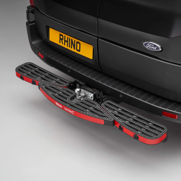 Abnehmbarer TwoStep-Trittbrett, Ansicht am Fahrzeug für Ford Transit 2013+ Abnehmbarer TwoStep-Trittbrett, Ansicht am Fahrzeug für Ford Transit 2013+
