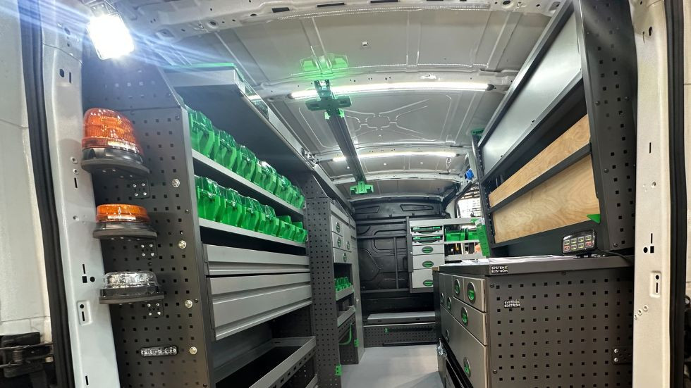 Beleuchtung für Elektriker-Transporter: drei Anforderungen, die sie erfüllen muss